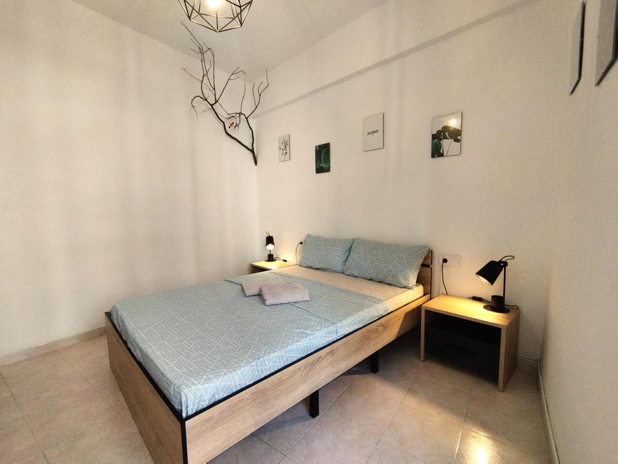 Habitaciones En Apartamento Compartido W Host Alicante Bagian luar foto