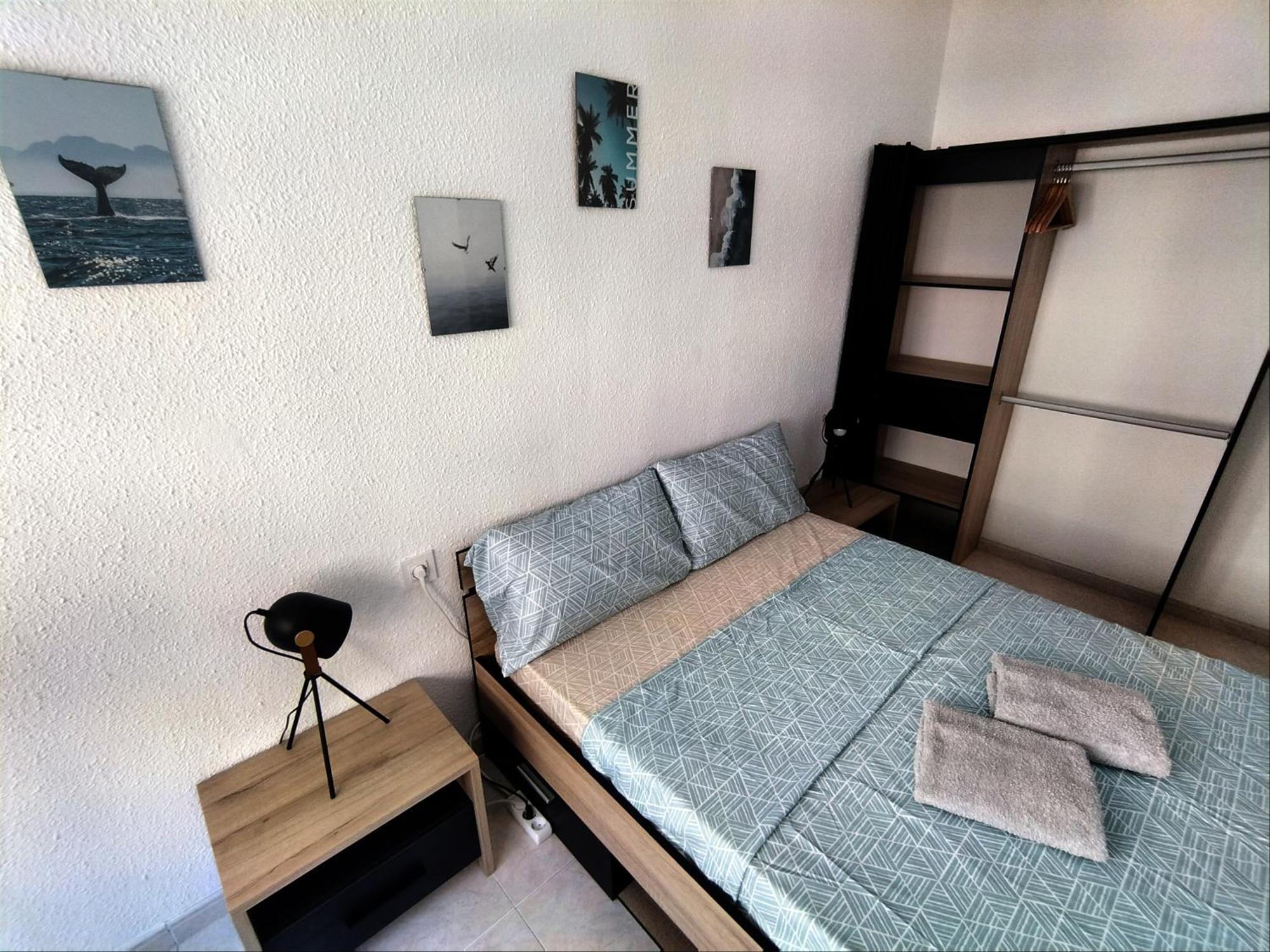 Habitaciones En Apartamento Compartido W Host Alicante Bagian luar foto